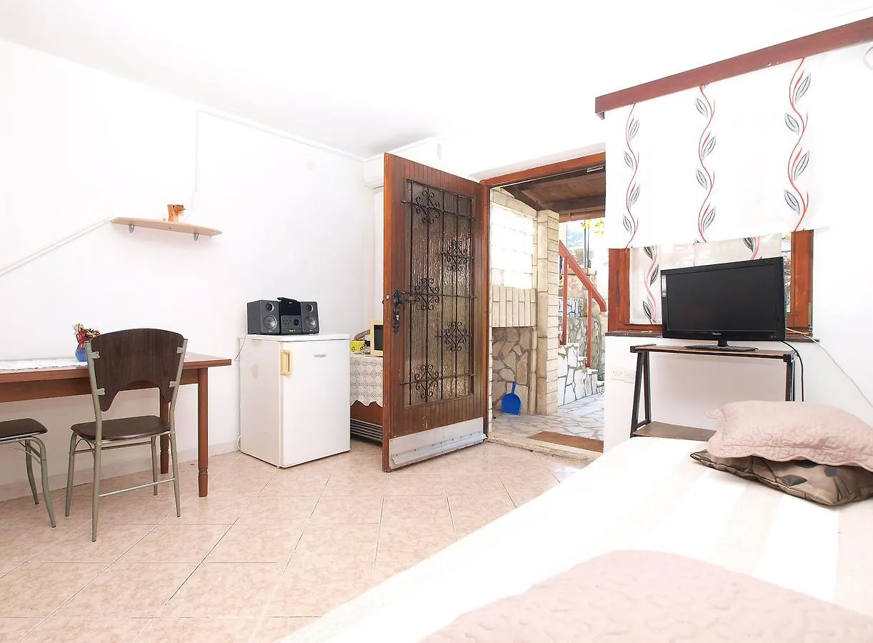 Apartments Bruno 157 Pula