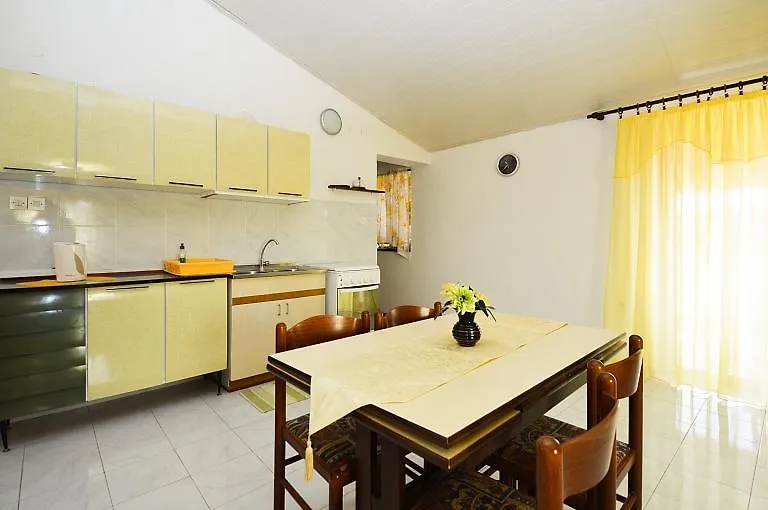 Apartments Bruno 157 Pula Croatia